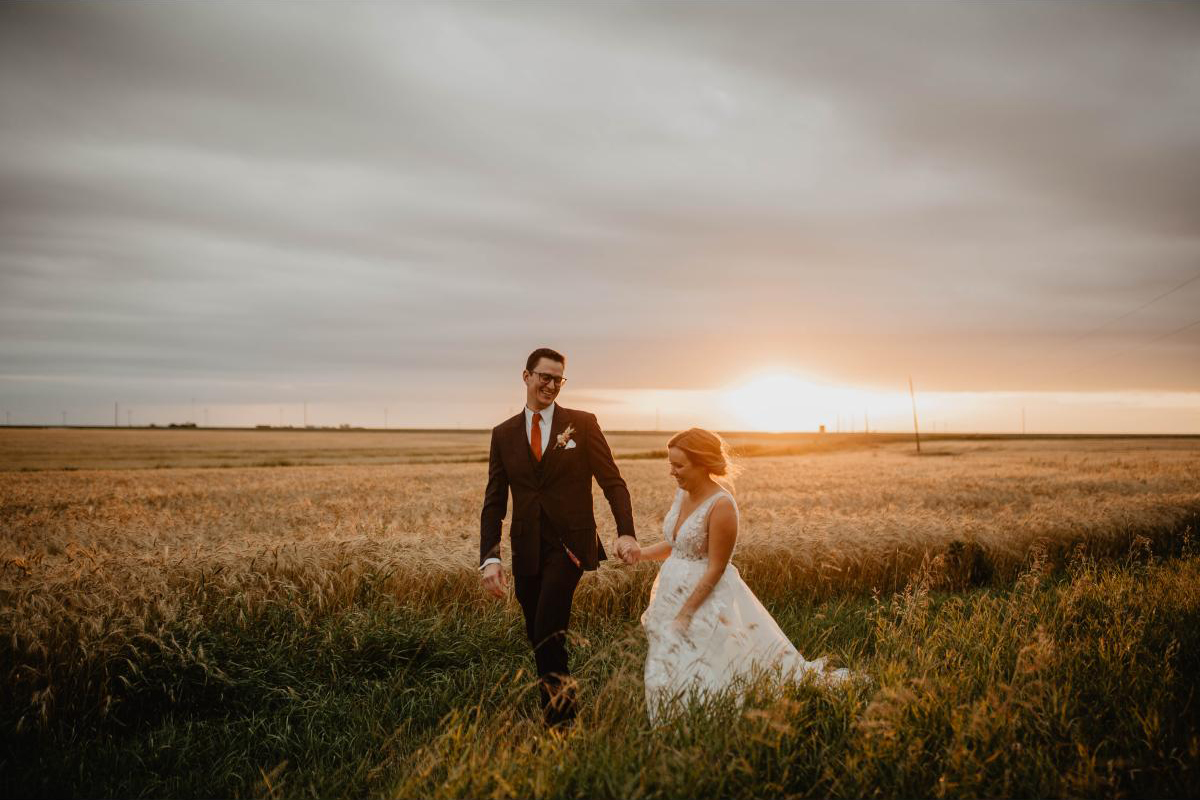 Winnipeg Wedding Photographer Marissa Naylor