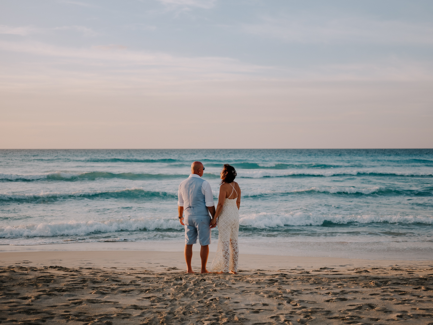 An Intimate Destination Wedding in Cuba - Twinography