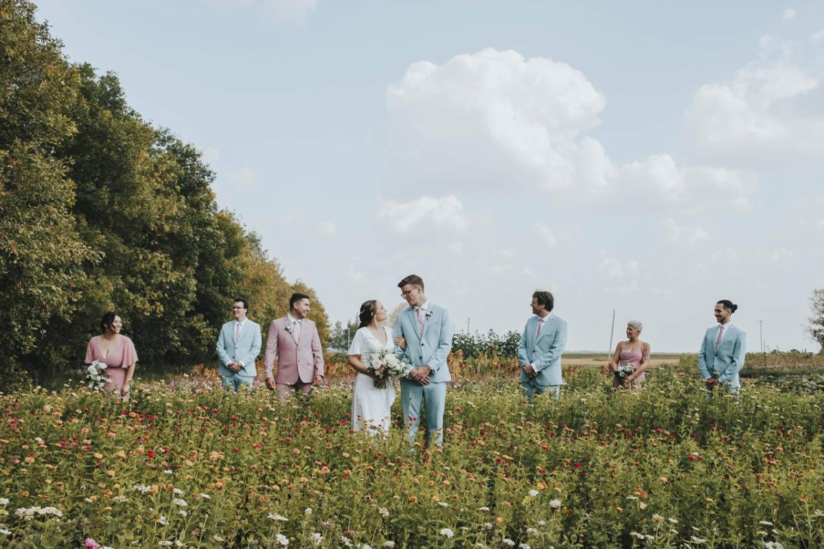 Member Spotlight: Lindsay Rowan, Winnipeg wedding photographer