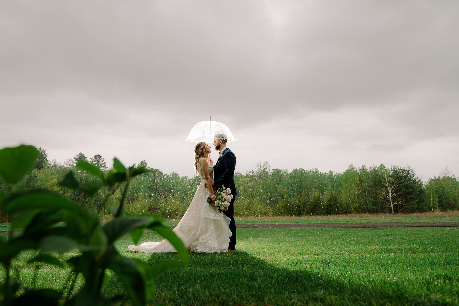 Wedding photography by Mashal Asif of Sanaa Studio