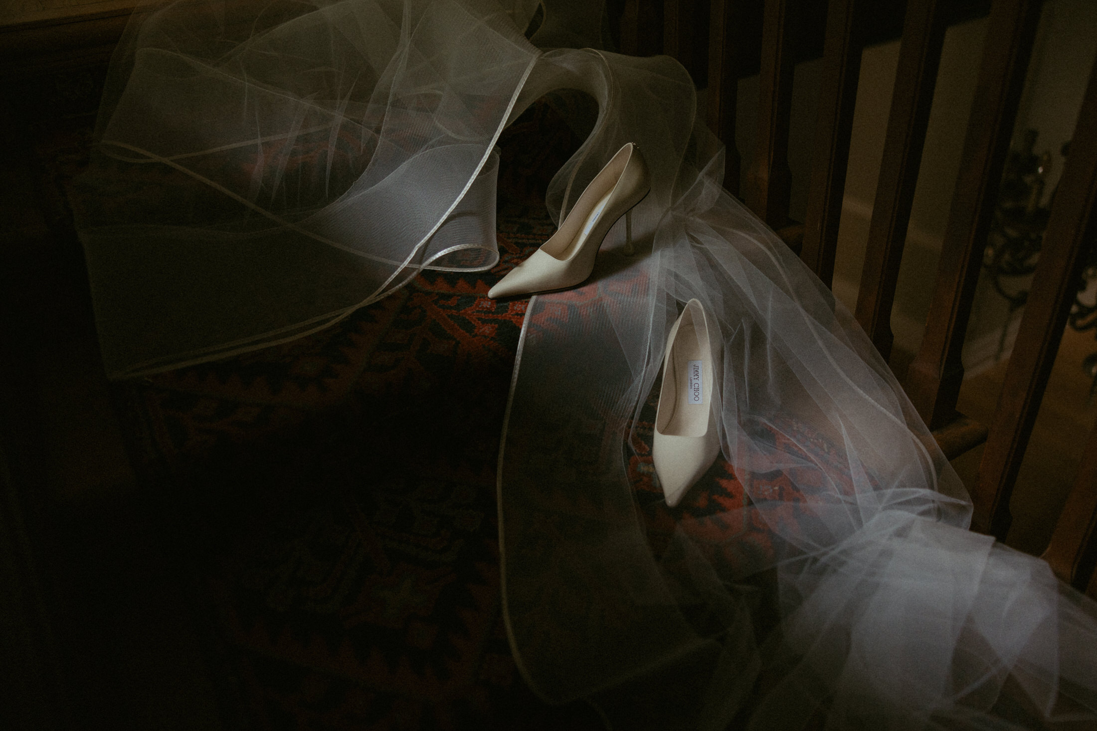 The Photographer's Eye: What Wedding Photographers Actually See That Guests Don't