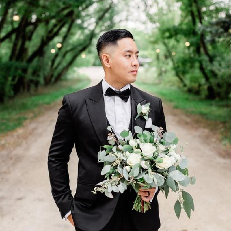 Winnipeg Wedding Photographer Christopher Ngo