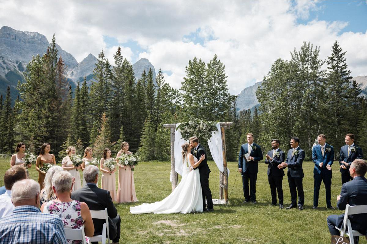 Calgary Wedding Photographers