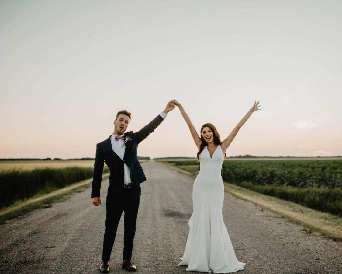 Winnipeg Wedding Photographers Marissa Naylor