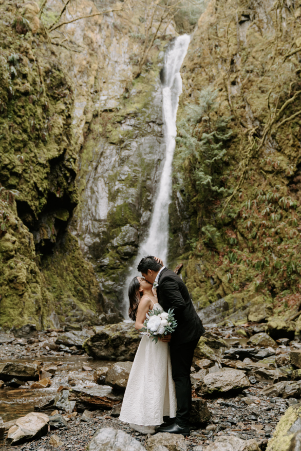 Vancouver and Victoria Wedding Photographer Bennett Murphy-Mills