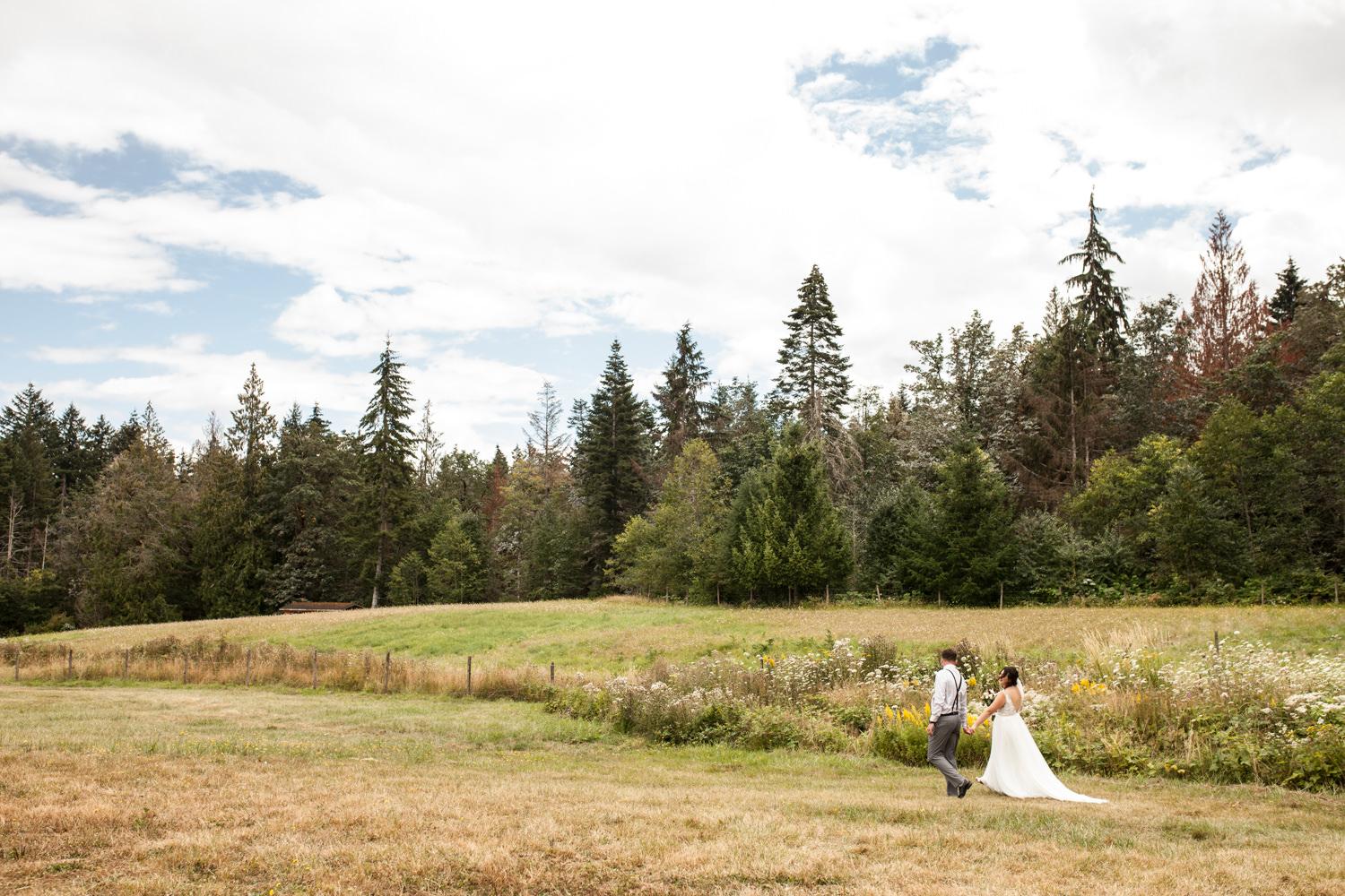 Two Eagles Lodge Wedding Venue Union Bay, British Columbia