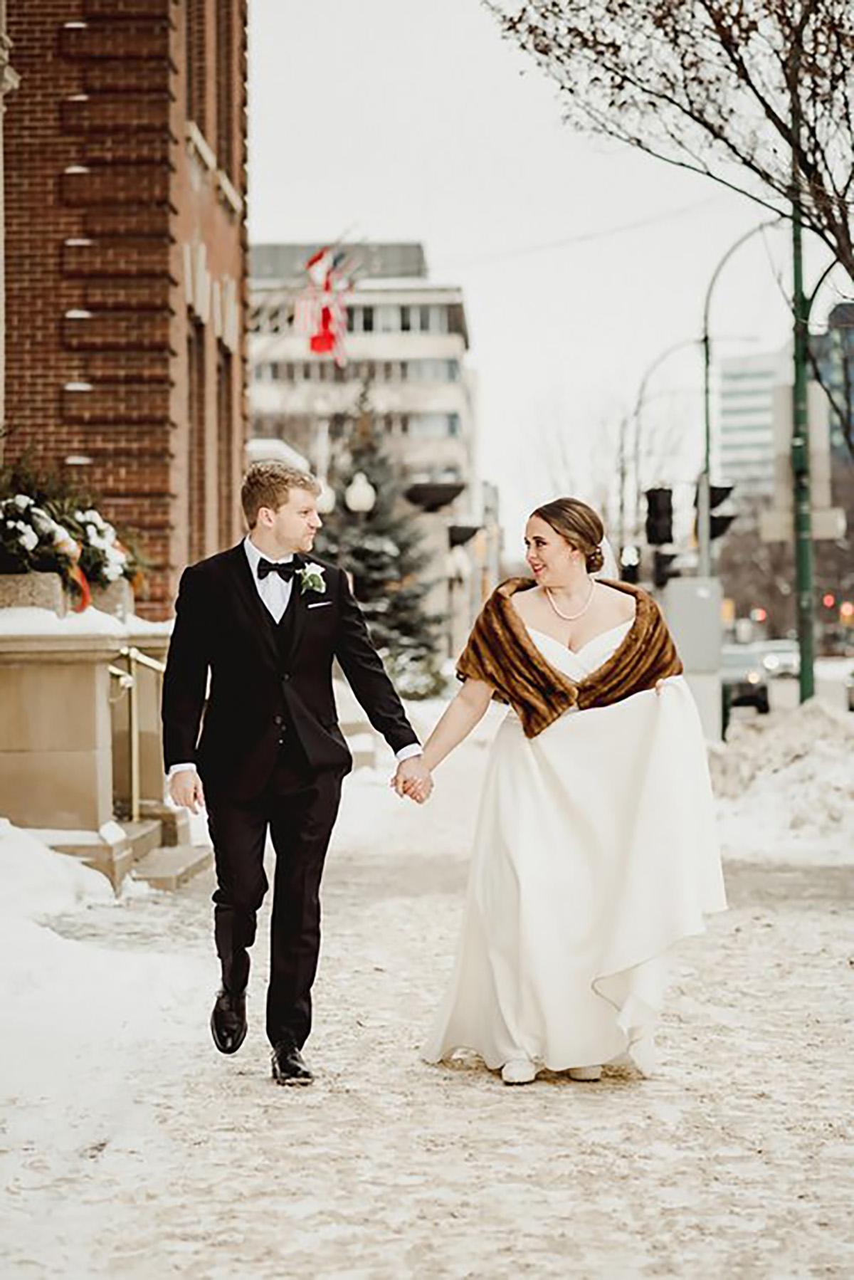 Manitoba Club Wedding, Black & Gold Photography