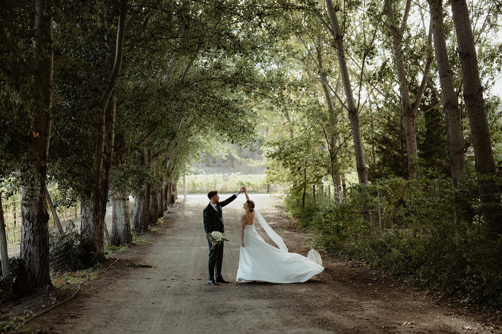 Amanda & Andrew at Linden Gardens, Kaleden BC - Kayla Bowie Creative