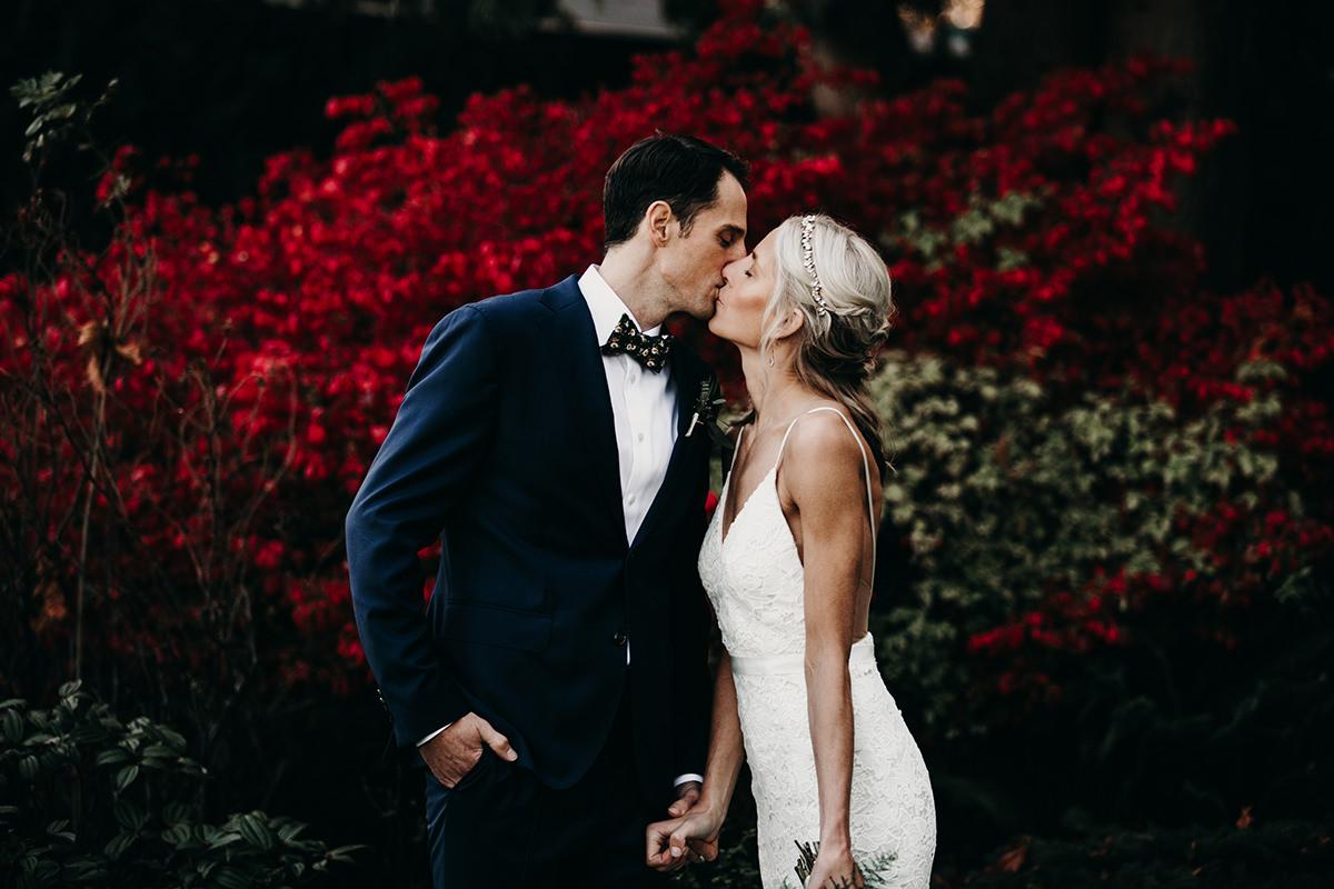 Dolphins Resort Wedding Venue - Island Moments Photography