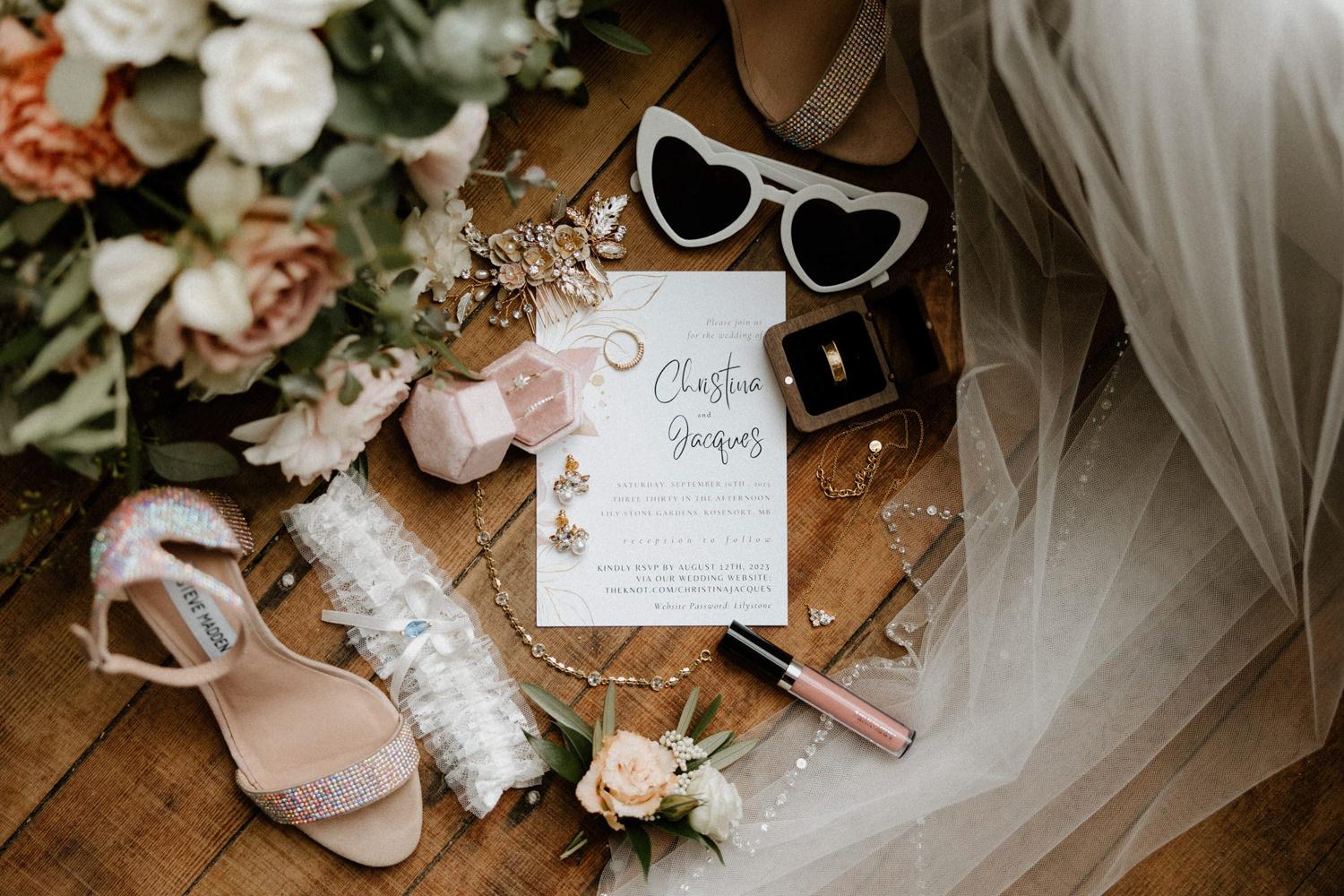 The History of Wedding Invitations: From Handwritten Scrolls to Stationery Suites
