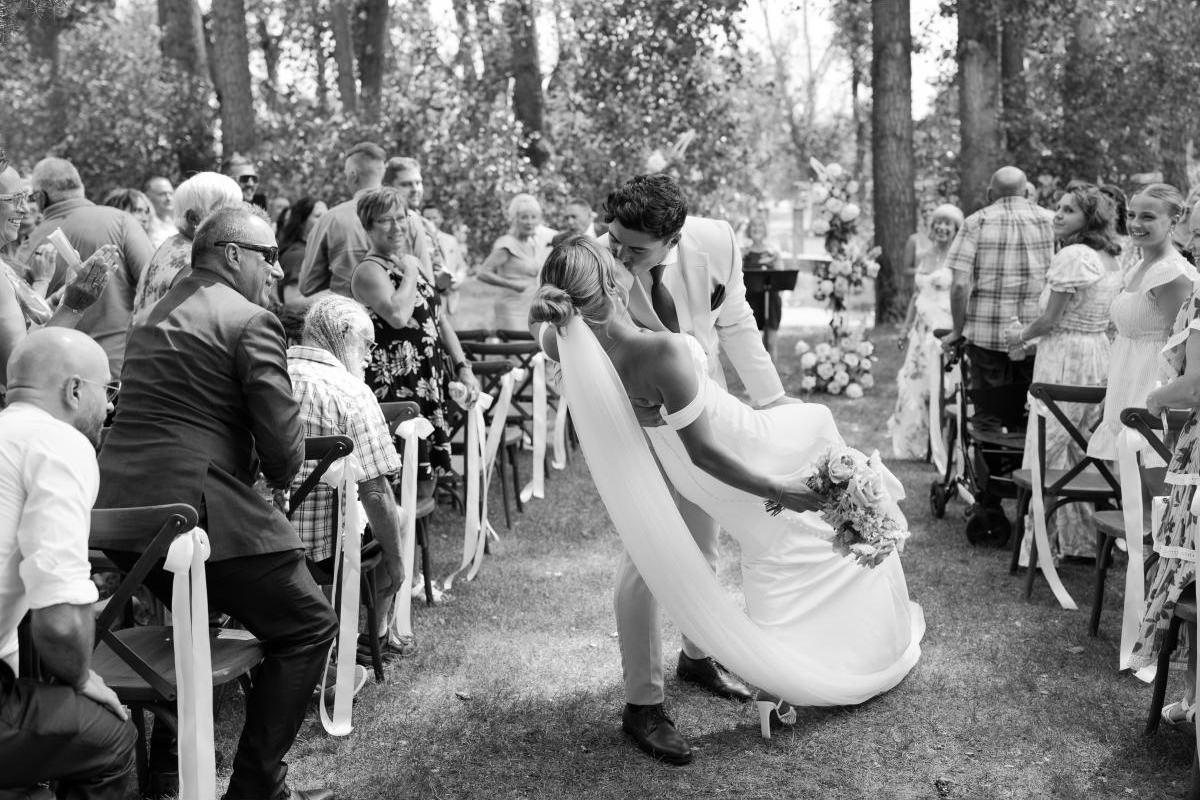 Wedding Photography by Schae Philpott of Schae Photography