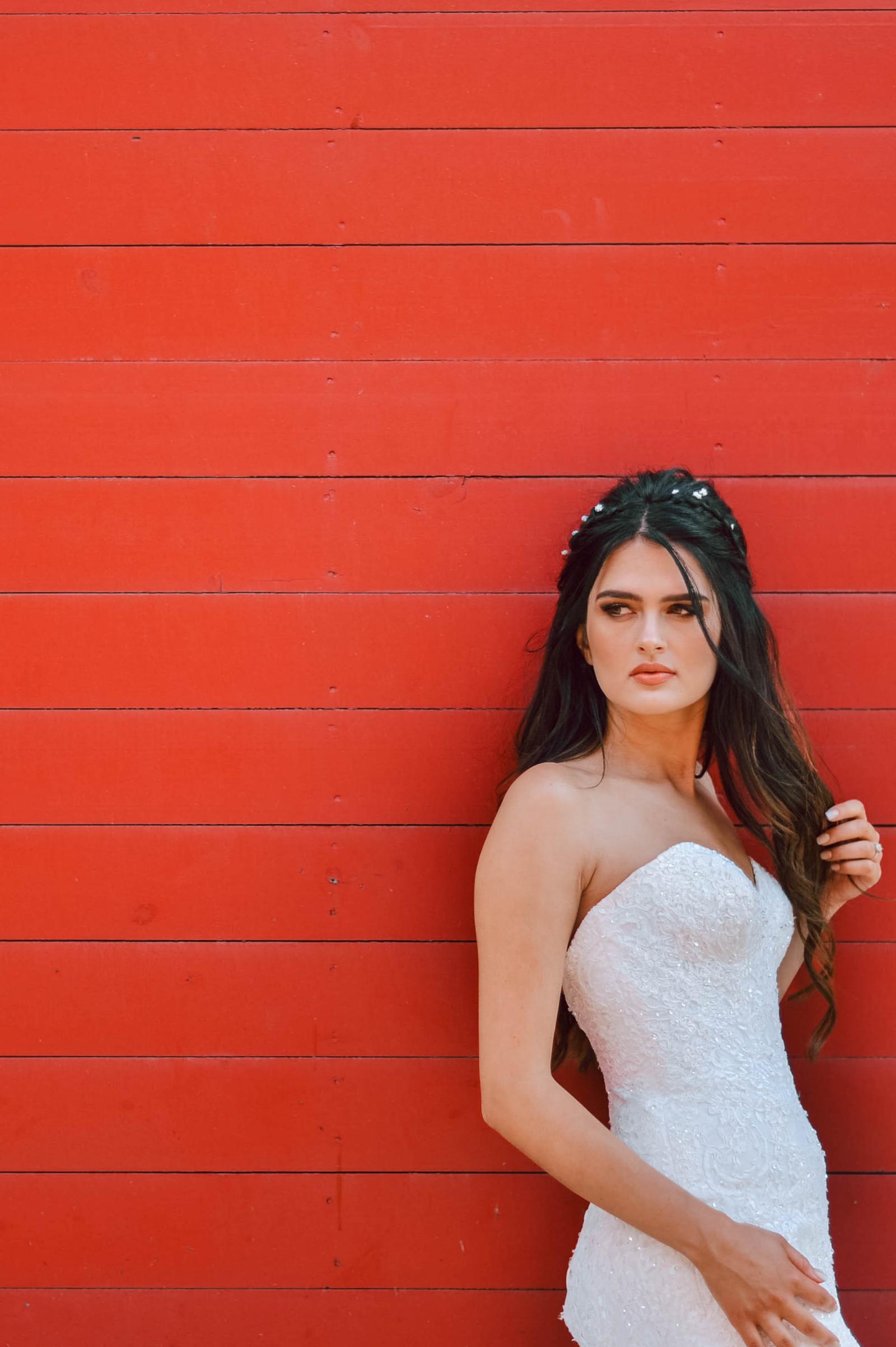 What Your Zodiac Sign Says About Your Wedding Style (According to the Stars)