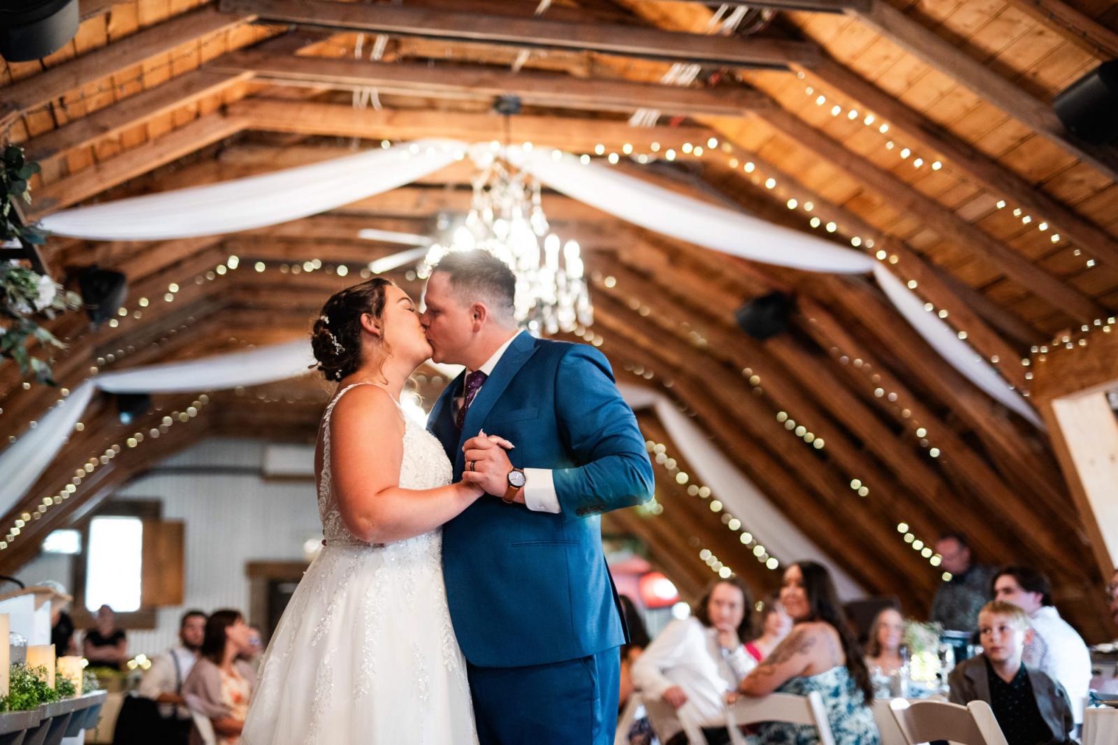 Wedding Photography by Mandi Leclaire of Mandi Rae Photography
