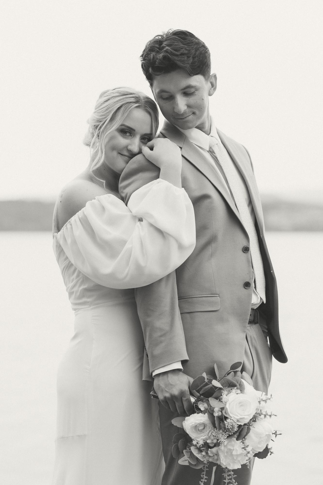 Wedding photography by Paige Swinton of Robyn Paige Photography