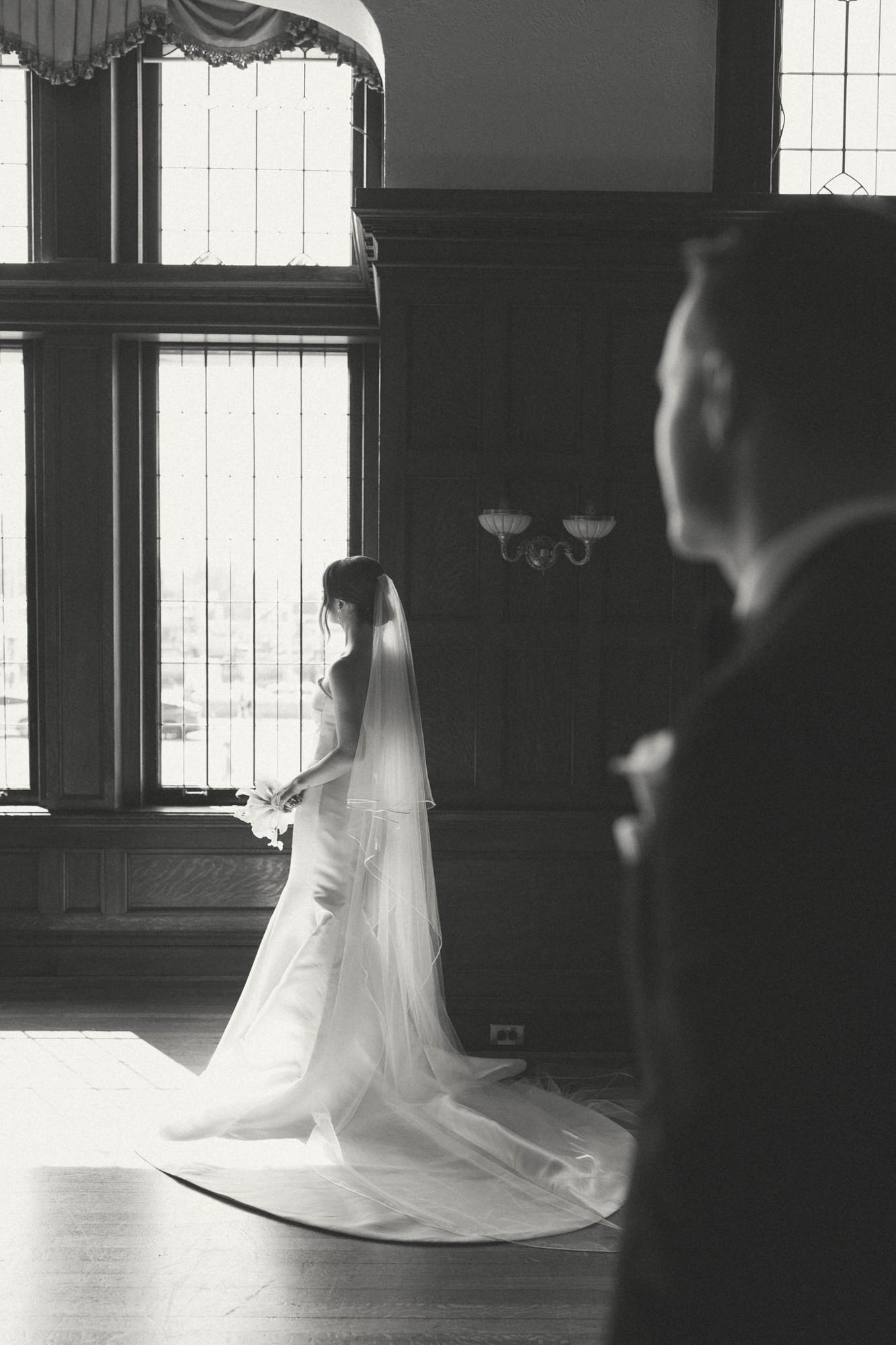 Wedding photography by Paige Swinton of Robyn Paige Photography