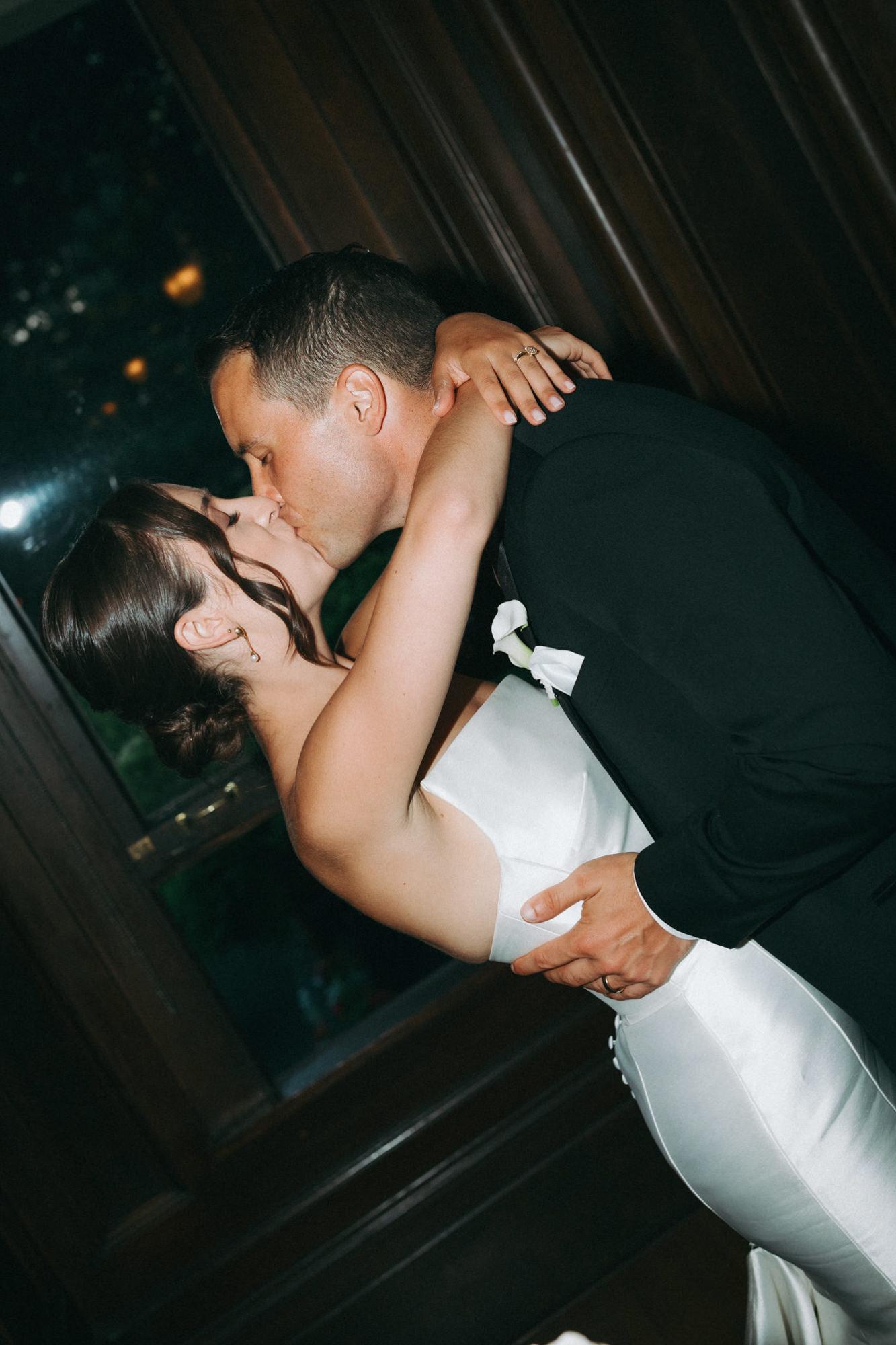 Wedding photography by Paige Swinton of Robyn Paige Photography