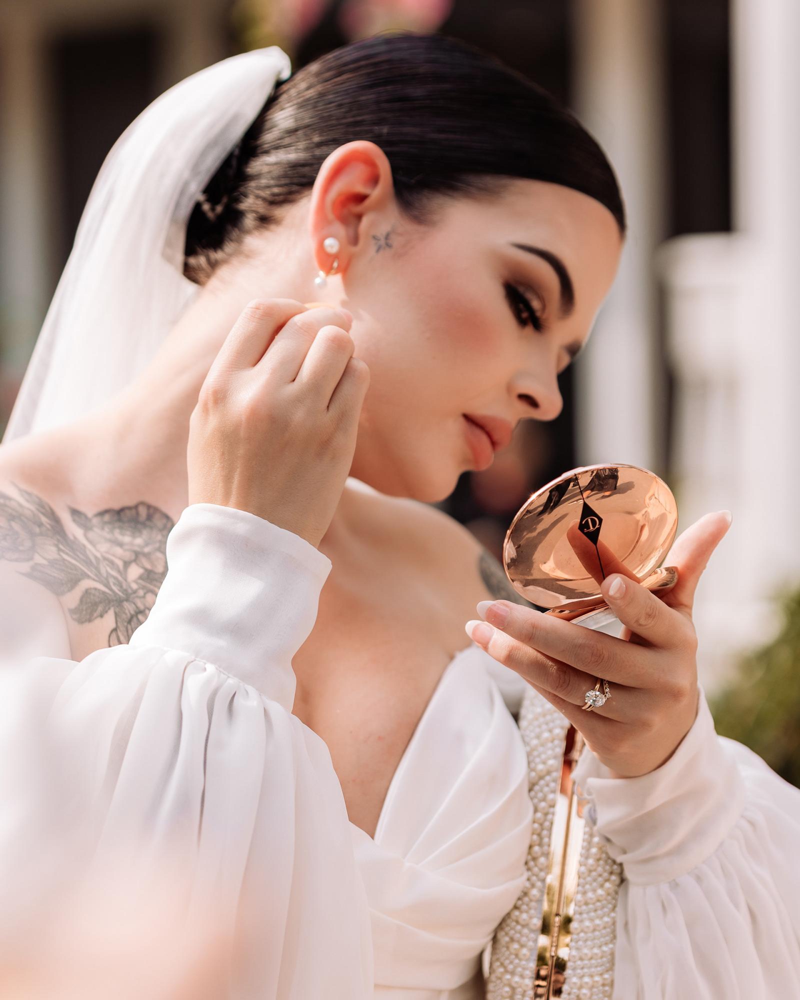 Calgary wedding photographer Mckenzie Brayley