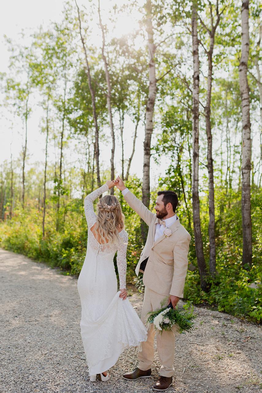 Winnipeg Wedding Photographer Jessica Dawn