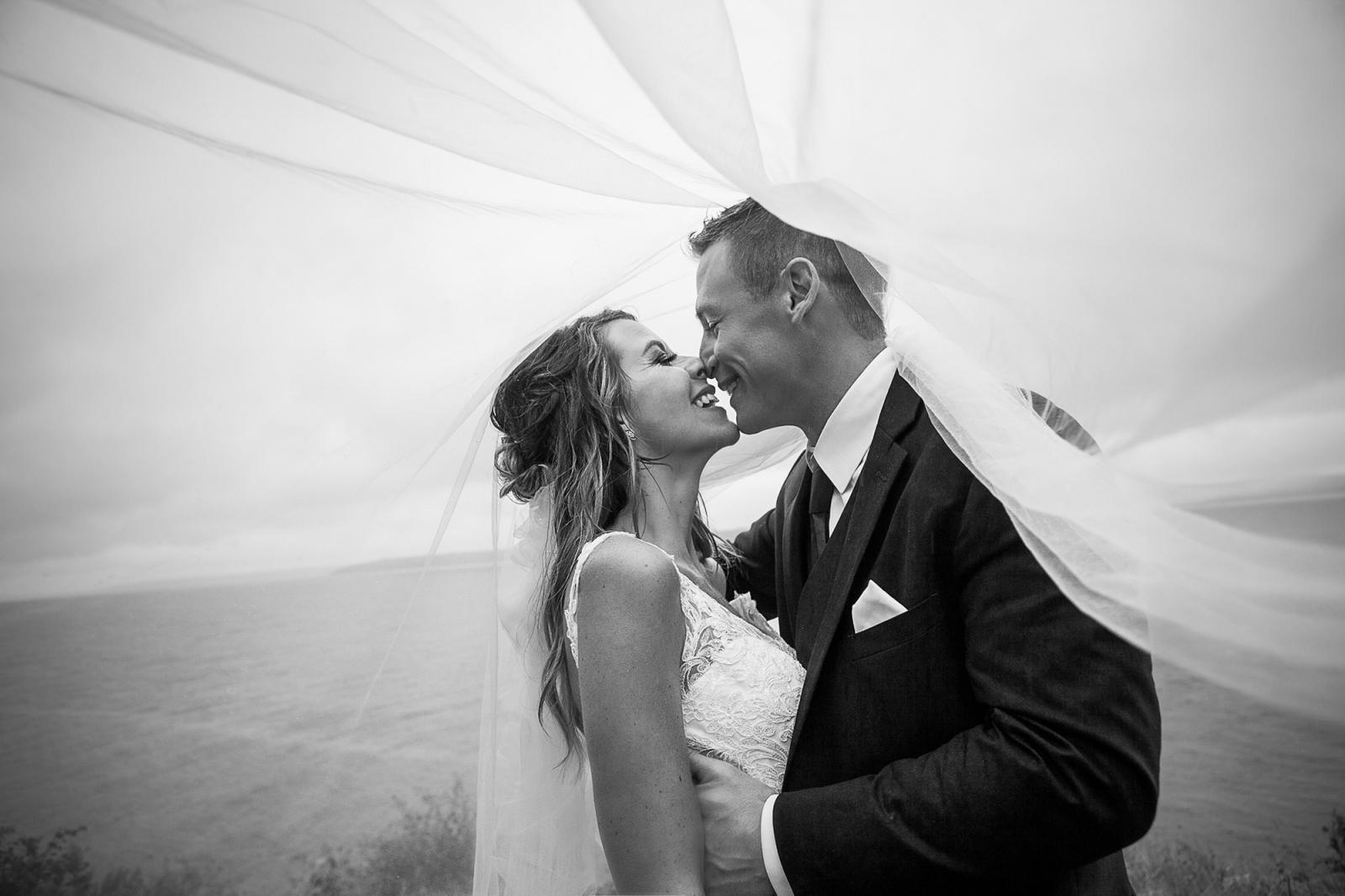 Wedding Photography by Chelsea Page of Lovestruck Portraits