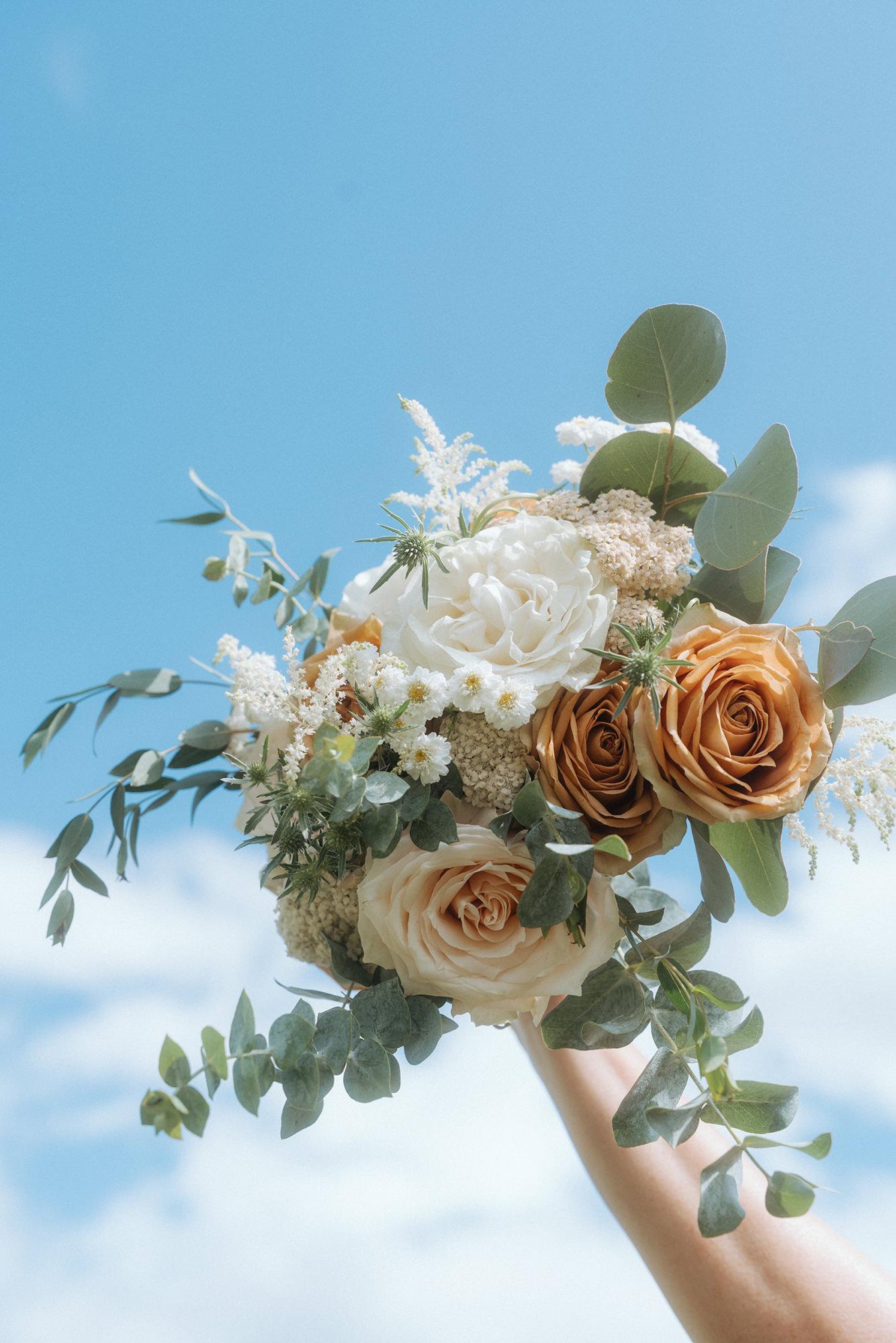 Wedding photography by Paige Swinton of Robyn Paige Photography