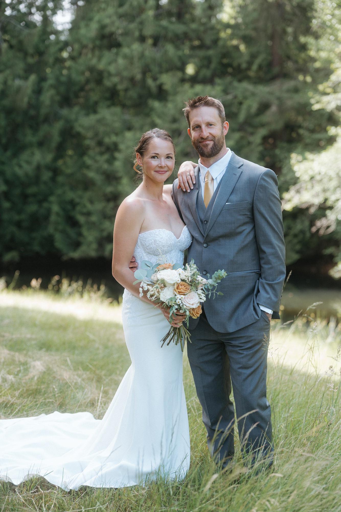 Wedding photography by Paige Swinton of Robyn Paige Photography