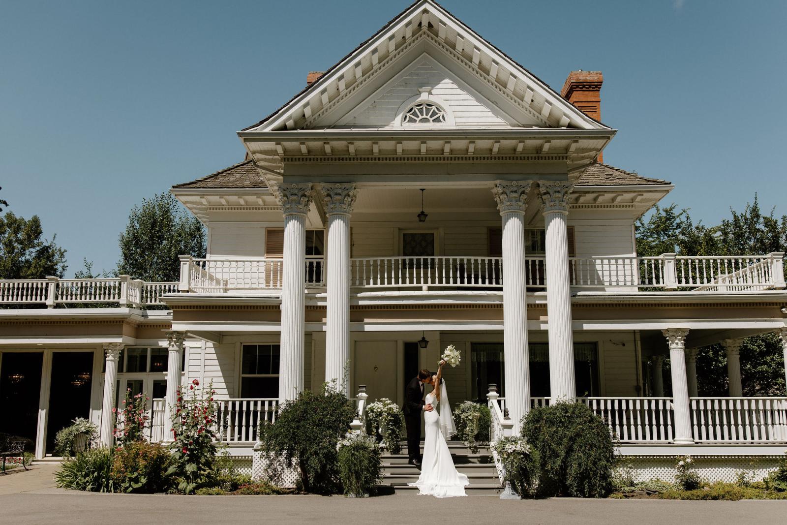 Summer Wedding at The Norland in Lethbridge, Alberta by Schae Photography