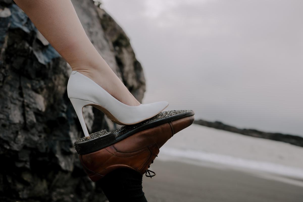 Featured Wedding: Into the Rain — Aly & Chris's Wild West Coast Wedding at Black Rock Resort