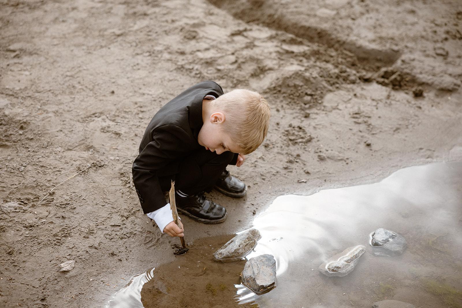 Featured Wedding | October 17, 2024 | Canmore & Moraine Lake, Alberta