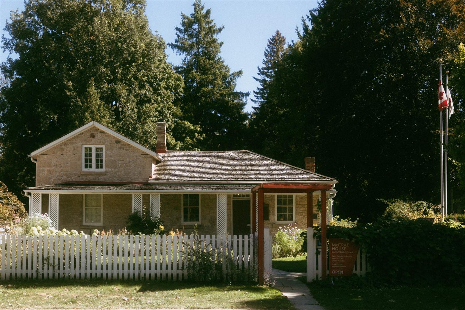 Featured Wedding: A Canoe, a Covered Bridge, and Build-Your-Own Sundaes