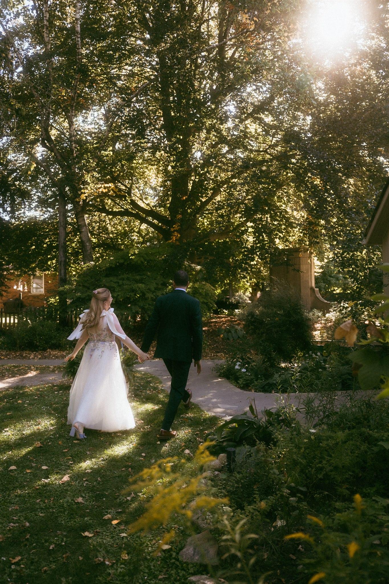 Featured Wedding: A Canoe, a Covered Bridge, and Build-Your-Own Sundaes