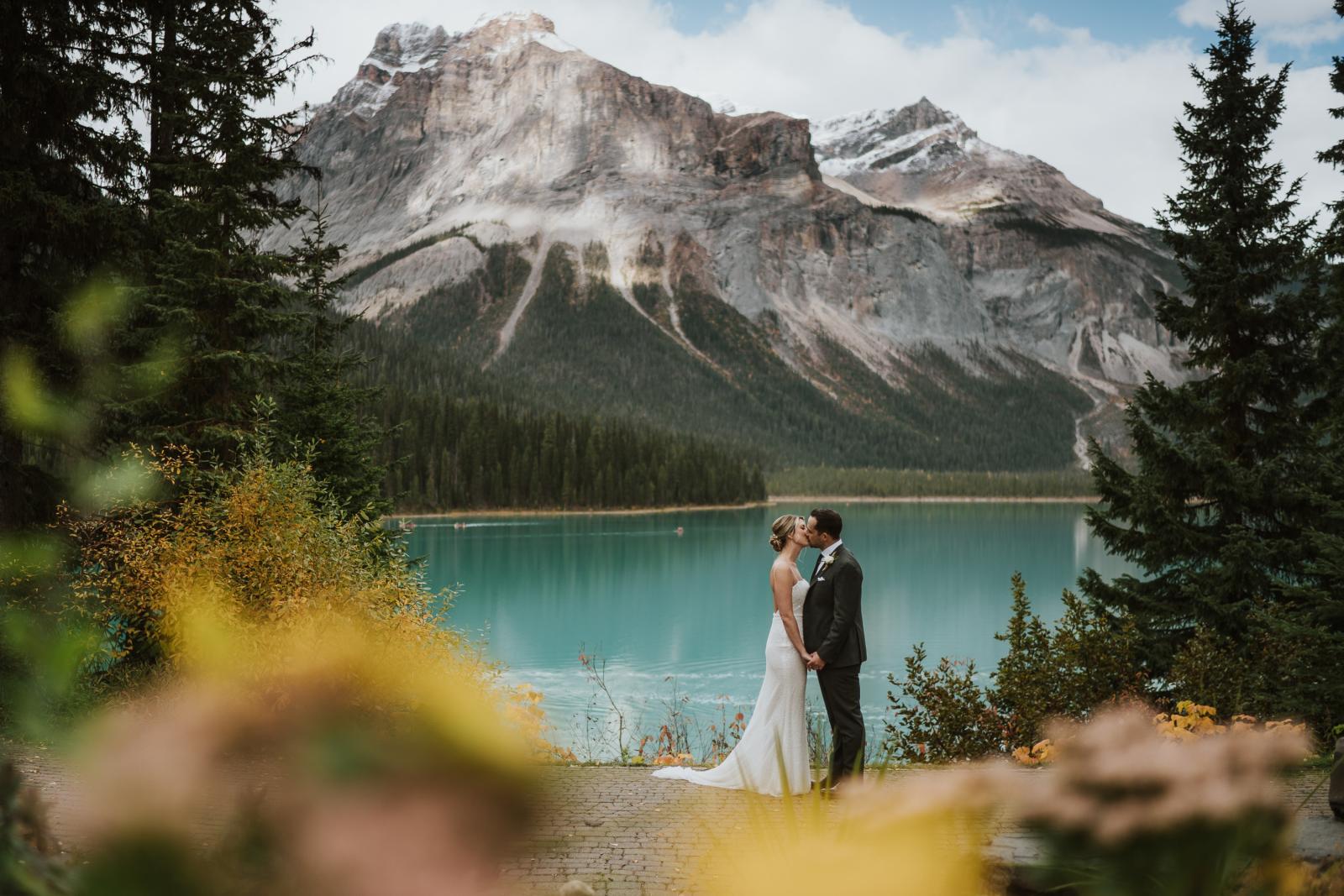 The Art of Wedding Photography: A Masterclass for Canadian Wedding Photographers