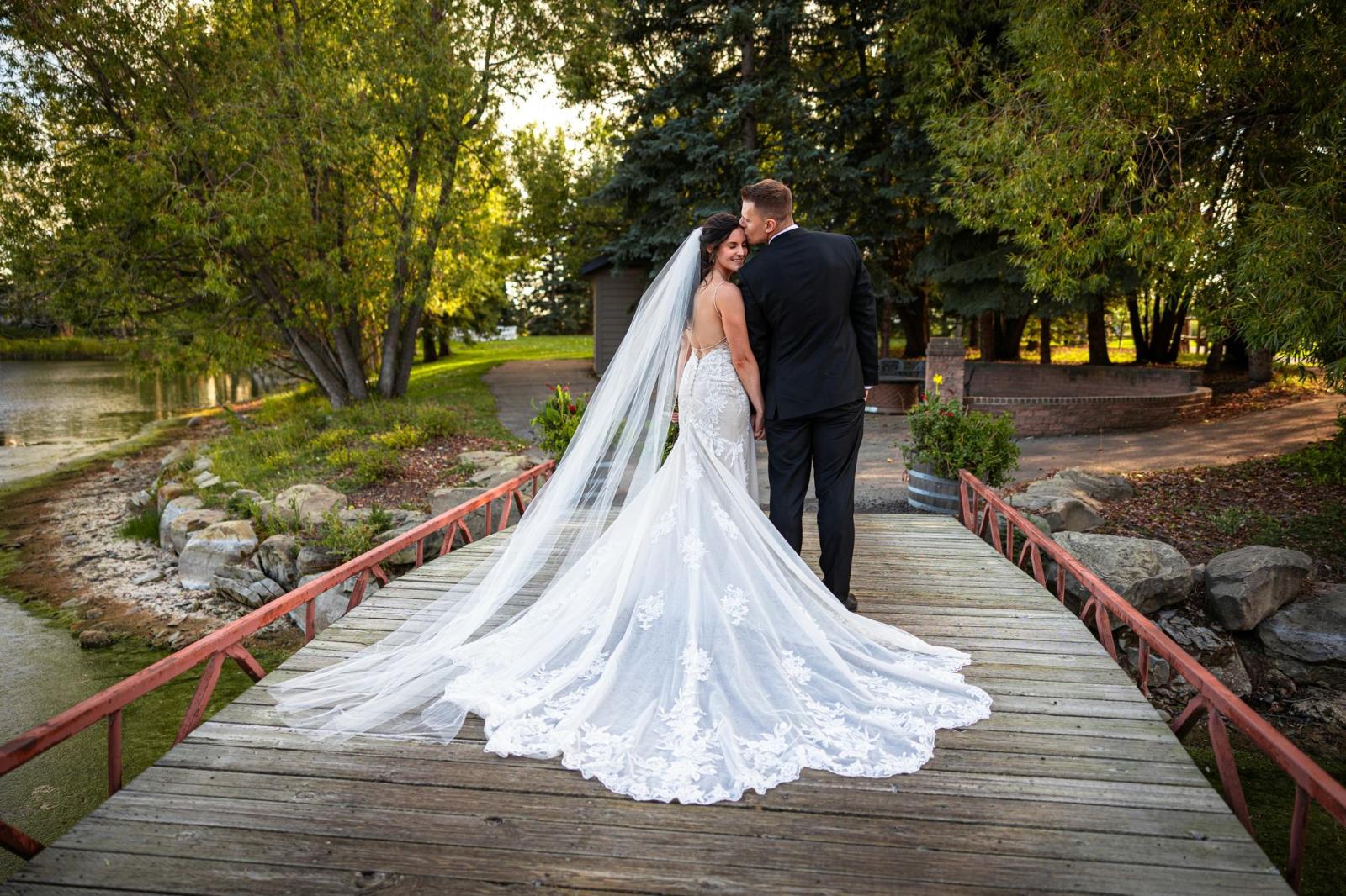 @carolynbudreskiphotographyinc — Carolyn Budreski