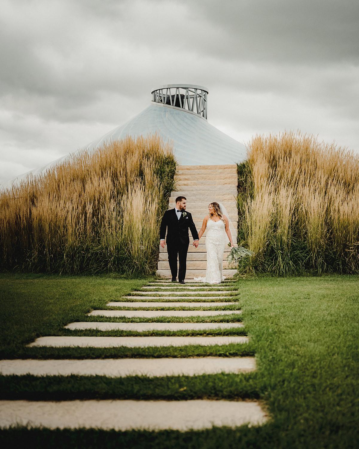 Bride and groom at the Leaf at Assiniboine Park, Winnipeg, MB